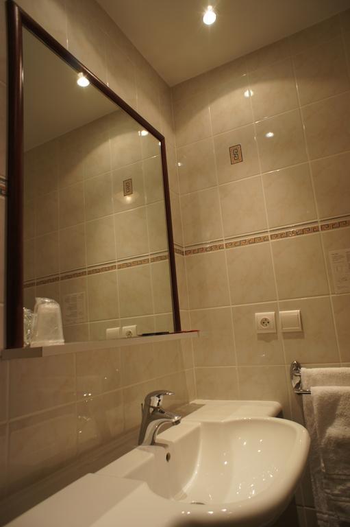 Hotel Du Centre Sergy  Camera foto